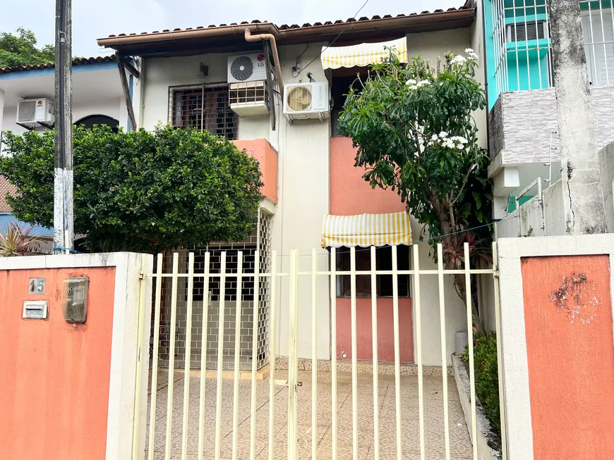 Foto 1 de Casa com 3 Quartos à venda, 70m² em Pinheiro, Maceió