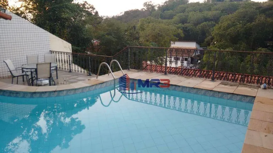Foto 1 de Casa com 4 Quartos à venda, 450m² em  Vila Valqueire, Rio de Janeiro
