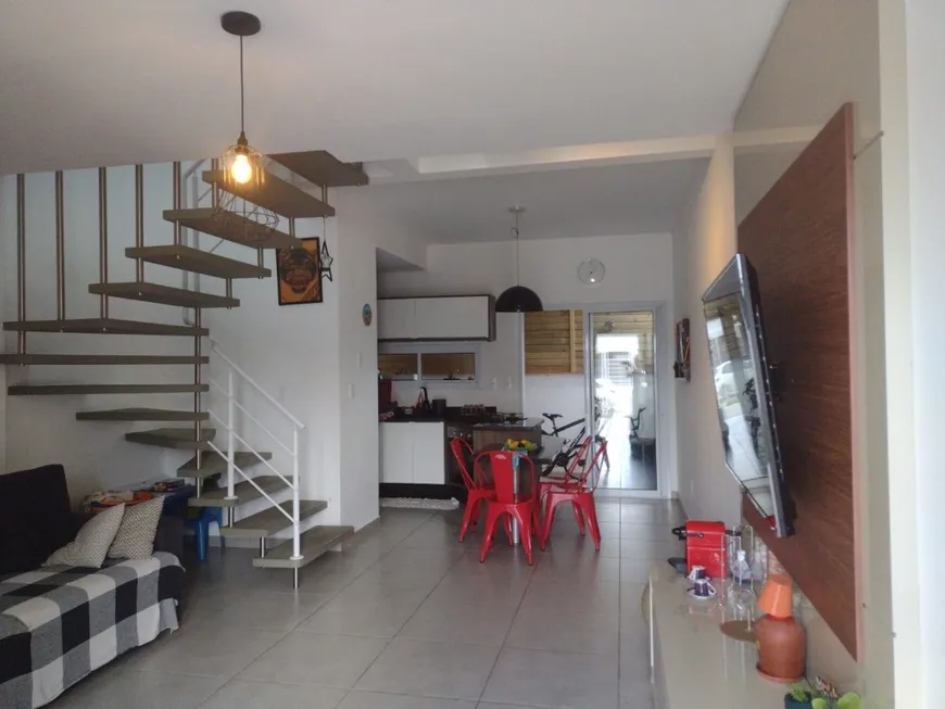 Foto 1 de Casa com 2 Quartos à venda, 103m² em Ribeirão da Ilha, Florianópolis