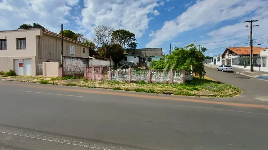 Foto 1 de Lote/Terreno à venda, 350m² em Uvaranas, Ponta Grossa