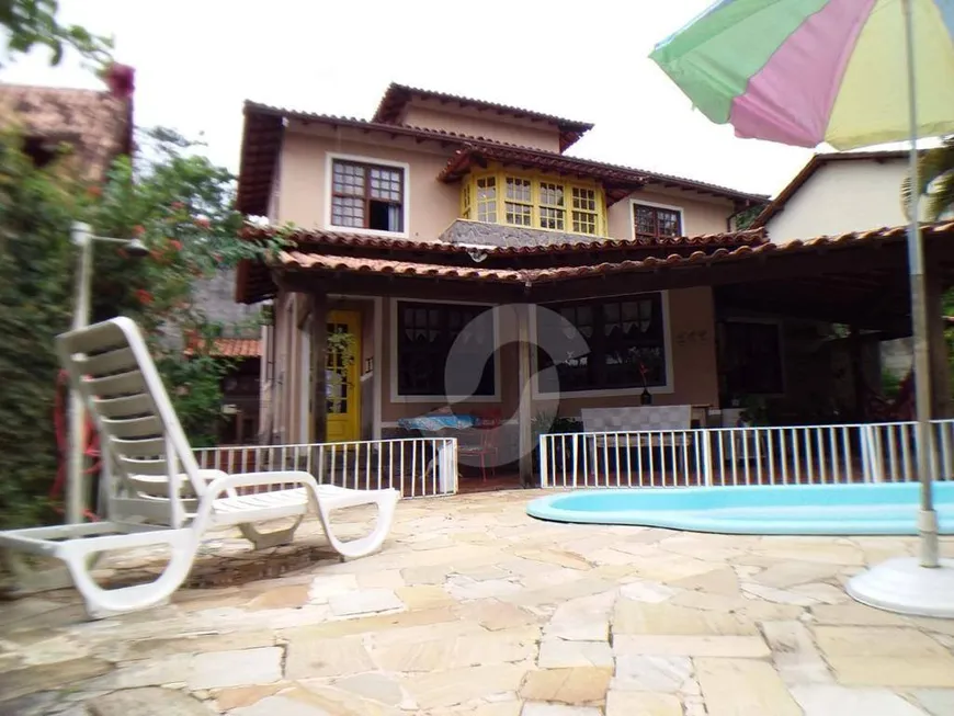 Foto 1 de Casa de Condomínio com 4 Quartos à venda, 144m² em Badu, Niterói
