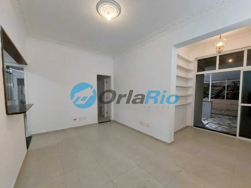 Foto 1 de Apartamento com 2 Quartos à venda, 105m² em Leme, Rio de Janeiro