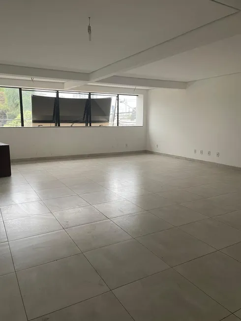 Foto 1 de Sala Comercial para alugar, 54m² em Quilombo, Cuiabá