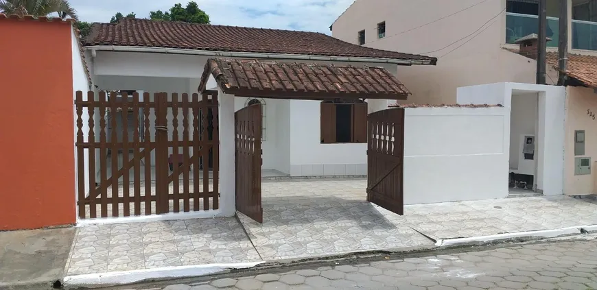 Foto 1 de Casa com 3 Quartos à venda, 138m² em Jardim Suarão, Itanhaém