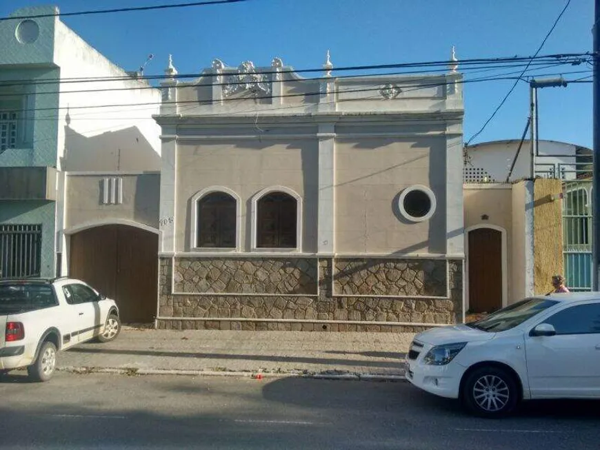 Foto 1 de Imóvel Comercial com 6 Quartos para alugar, 350m² em Santo Antônio, Aracaju