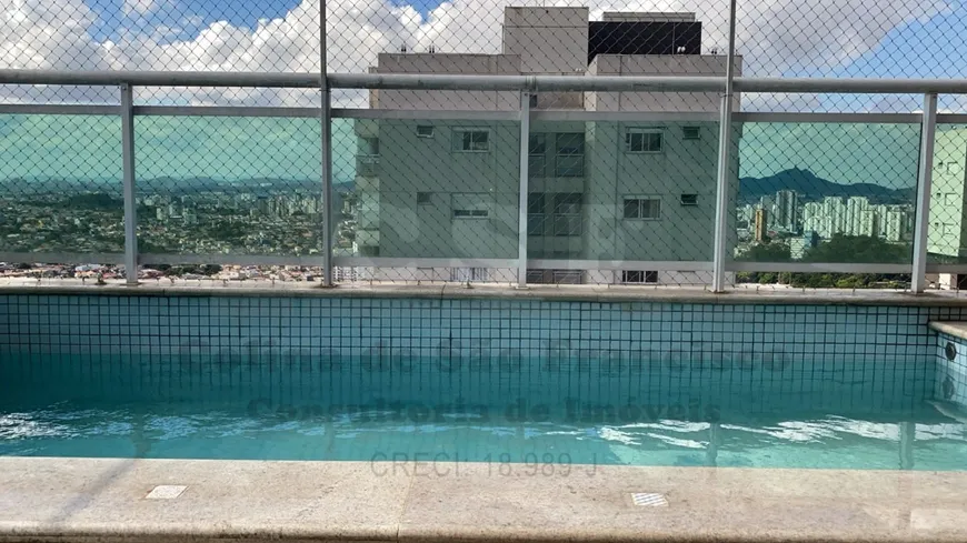 Foto 1 de Cobertura com 4 Quartos para alugar, 300m² em Vila São Francisco, São Paulo