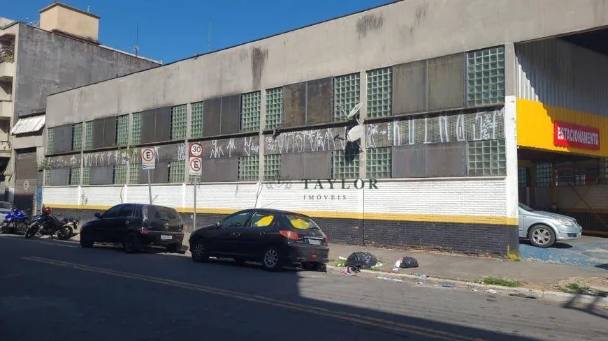 Foto 1 de Galpão/Depósito/Armazém à venda, 600m² em Brás, São Paulo