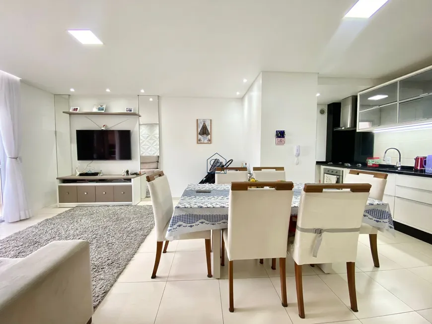Foto 1 de Apartamento com 2 Quartos à venda, 76m² em Areias, São José