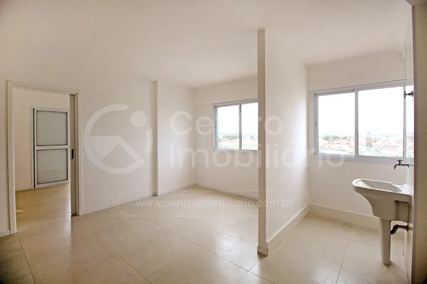 Foto 1 de Apartamento com 2 Quartos à venda, 78m² em Centro, Peruíbe