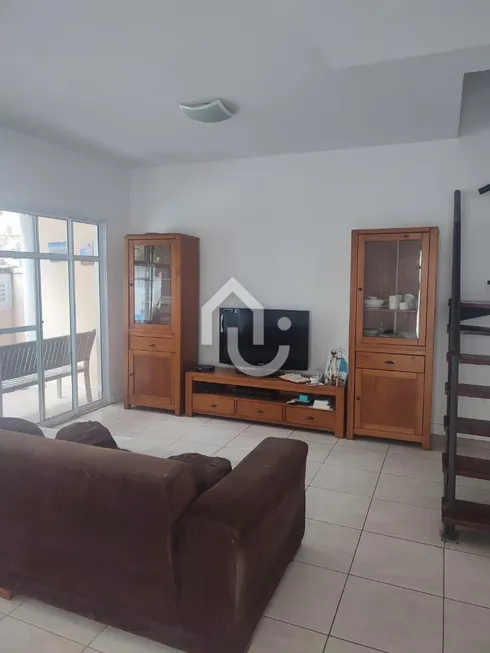 Foto 1 de Casa com 4 Quartos para alugar, 213m² em Recreio Dos Bandeirantes, Rio de Janeiro