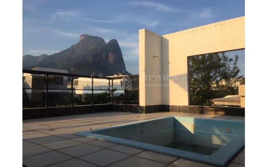 Foto 1 de Cobertura com 4 Quartos à venda, 345m² em Barra da Tijuca, Rio de Janeiro