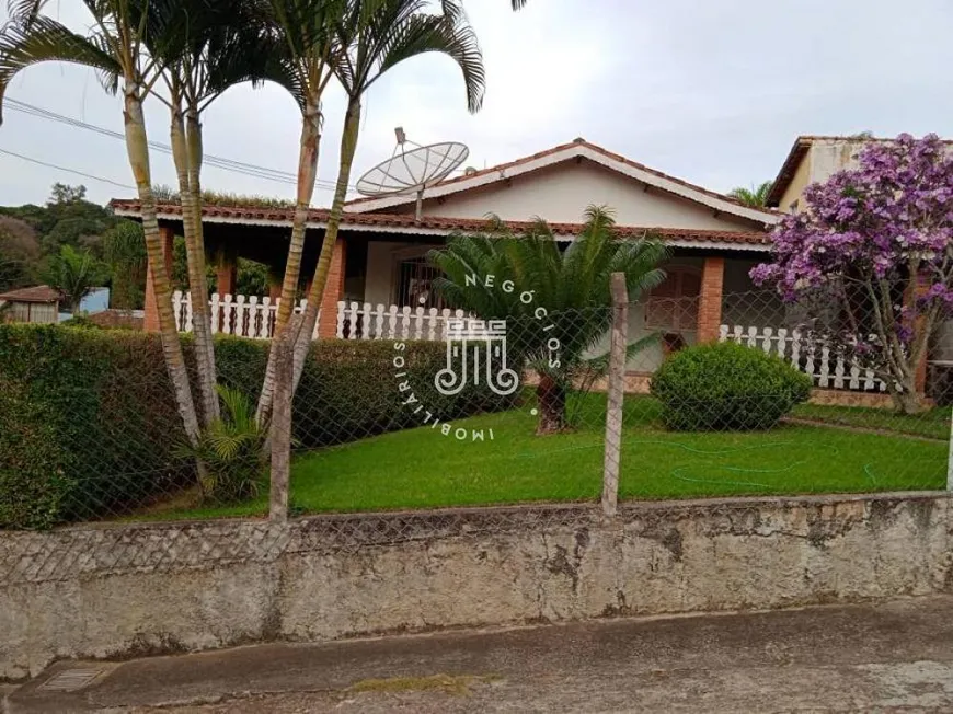 Foto 1 de Fazenda/Sítio com 2 Quartos à venda, 150m² em Ivoturucaia, Jundiaí