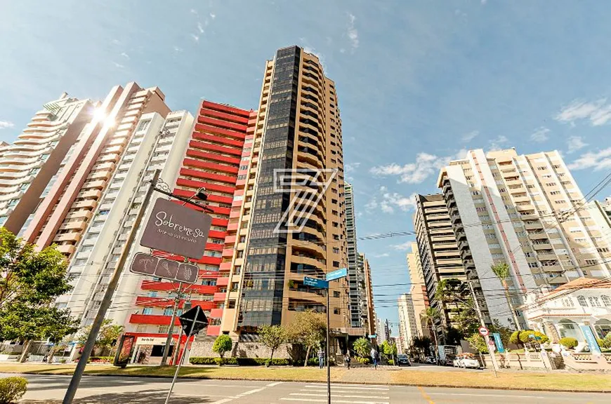 Foto 1 de Apartamento com 4 Quartos à venda, 420m² em Batel, Curitiba