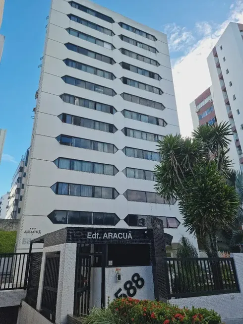 Foto 1 de Apartamento com 4 Quartos para alugar, 120m² em Itaigara, Salvador