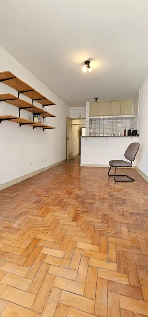 Foto 1 de Kitnet com 1 Quarto à venda, 32m² em Consolação, São Paulo