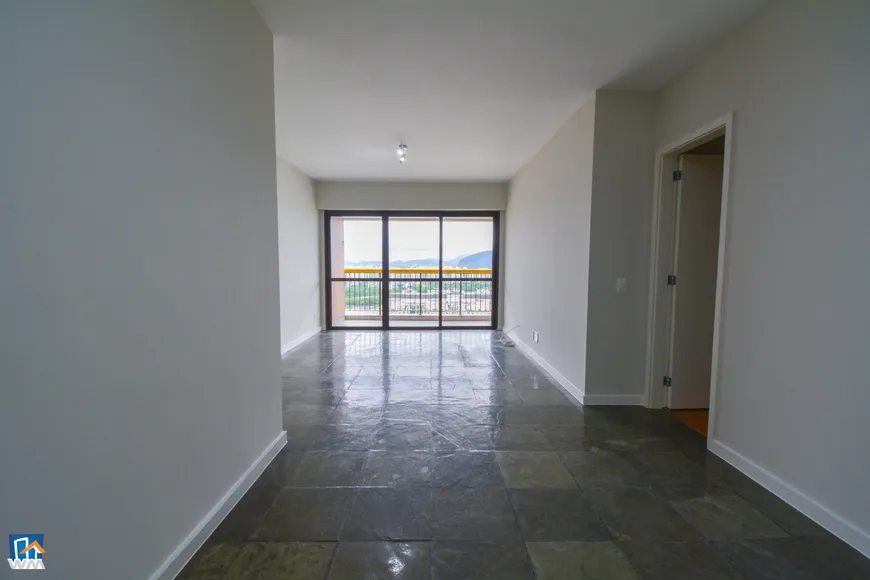 Foto 1 de Apartamento com 3 Quartos para alugar, 119m² em Barra da Tijuca, Rio de Janeiro