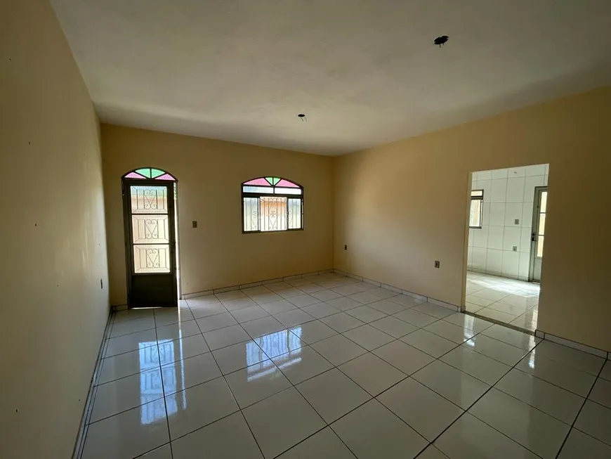 Foto 1 de Casa com 3 Quartos à venda, 100m² em Vapabucu, Sete Lagoas