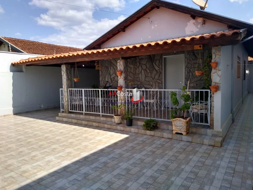 Foto 1 de Casa com 2 Quartos à venda, 152m² em Jardim do Éden, Franca