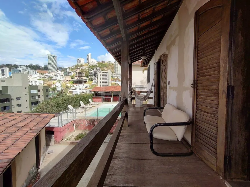 Foto 1 de Casa com 4 Quartos para alugar, 400m² em Santa Lúcia, Belo Horizonte
