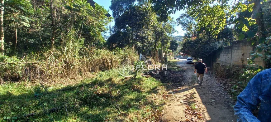 Foto 1 de Lote/Terreno à venda, 1185m² em Várzea das Moças, São Gonçalo