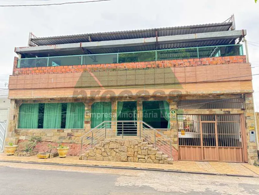 Foto 1 de Casa com 4 Quartos para venda ou aluguel, 700m² em Planalto, Manaus