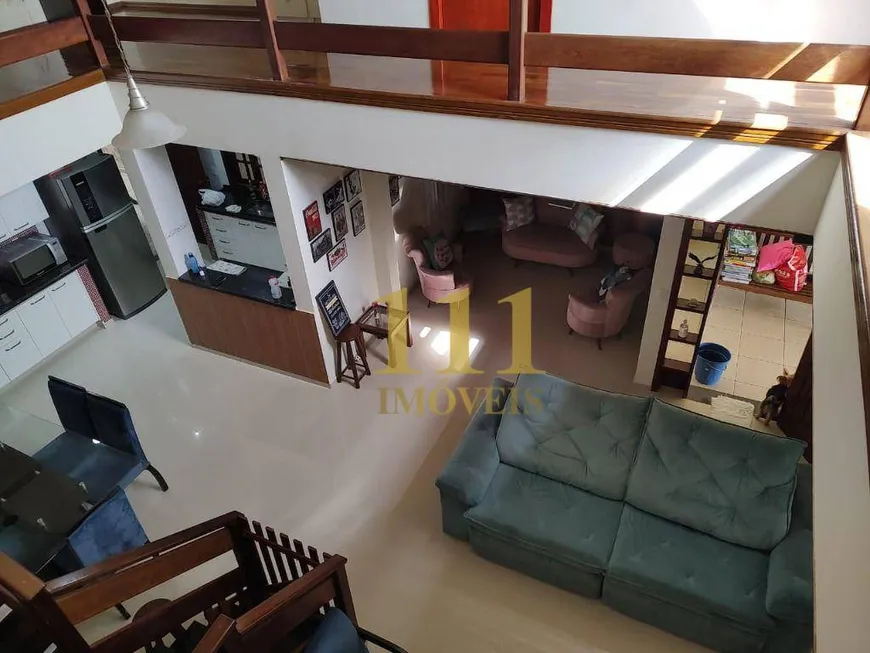 Foto 1 de Casa com 3 Quartos à venda, 178m² em Villa Branca, Jacareí