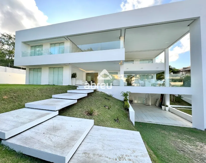 Foto 1 de Casa de Condomínio com 7 Quartos à venda, 680m² em Candelária, Natal