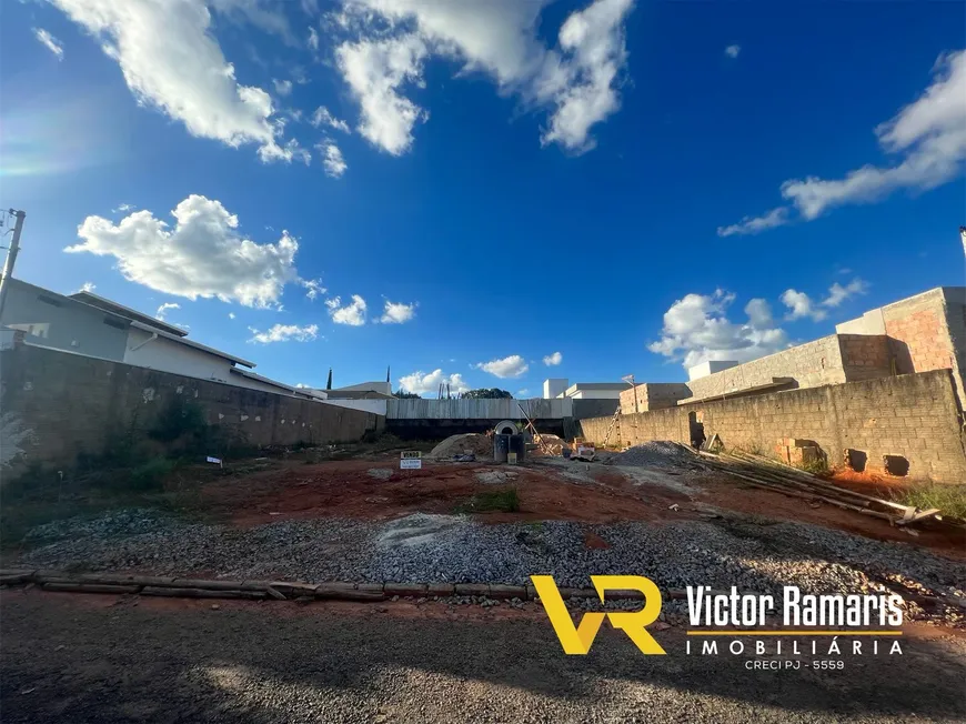 Foto 1 de Lote/Terreno à venda, 540m² em Monte Verde, Araxá