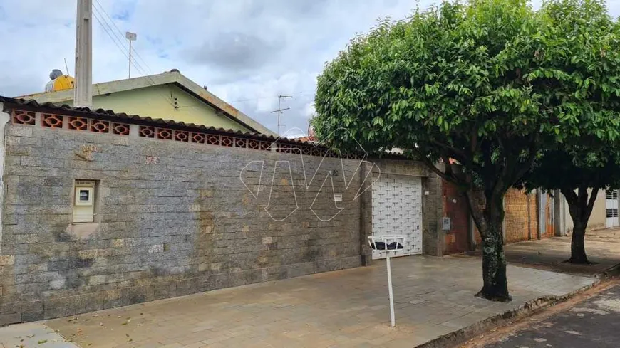 Foto 1 de Casa com 2 Quartos à venda, 182m² em Jardim Roberto Selmi Dei, Araraquara