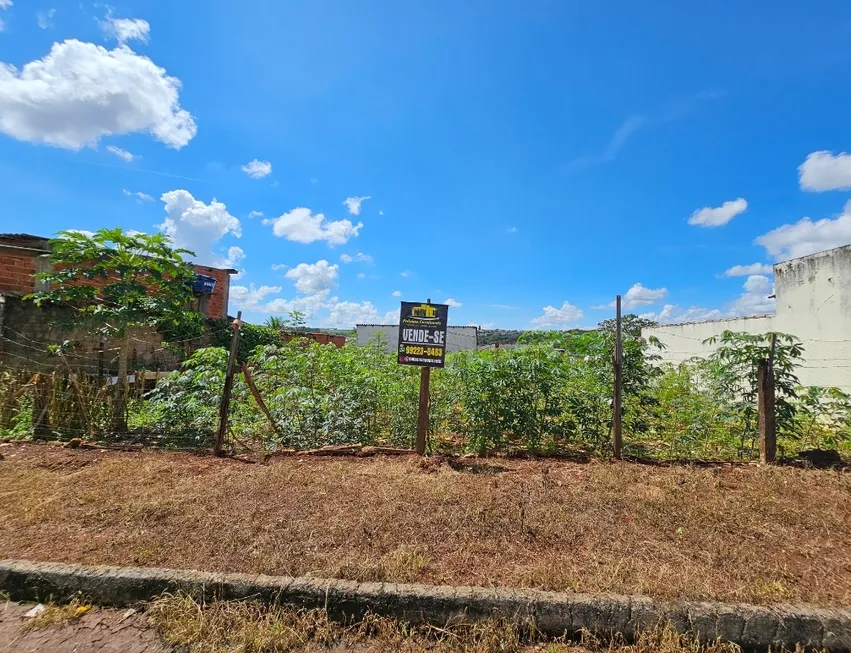 Foto 1 de Lote/Terreno à venda, 555m² em Jardim Bom Clima, Anápolis