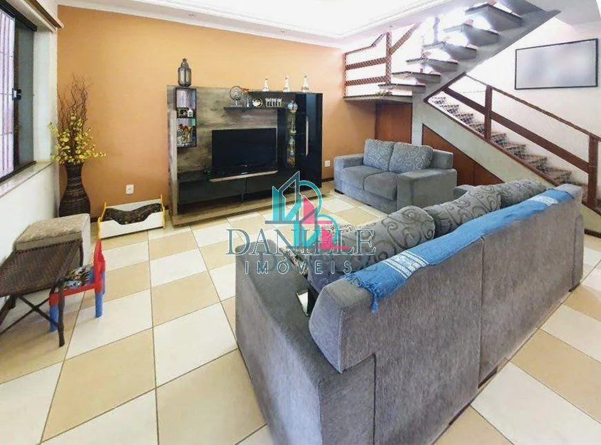 Foto 1 de Casa com 3 Quartos à venda, 286m² em Jardim Adalgisa, Araraquara