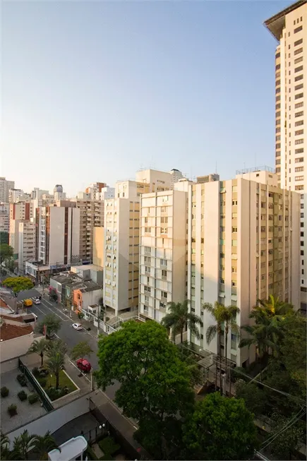 Foto 1 de Apartamento com 3 Quartos à venda, 222m² em Jardim Paulista, São Paulo