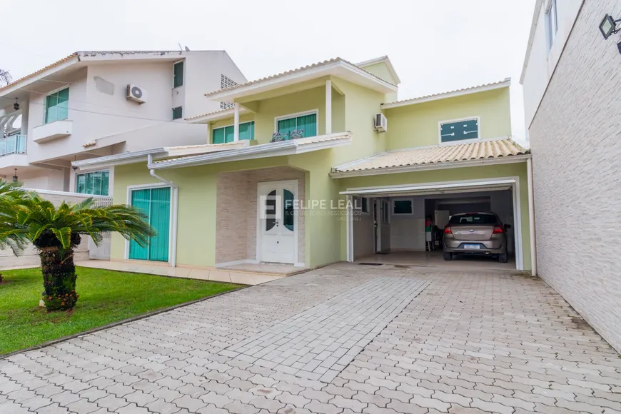 Foto 1 de Casa com 4 Quartos à venda, 250m² em Nossa Senhora do Rosário, São José