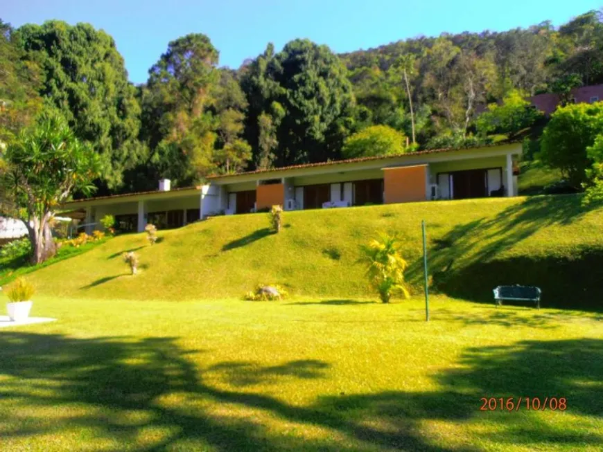Foto 1 de Casa de Condomínio com 5 Quartos à venda, 730m² em Cuiaba, Petrópolis