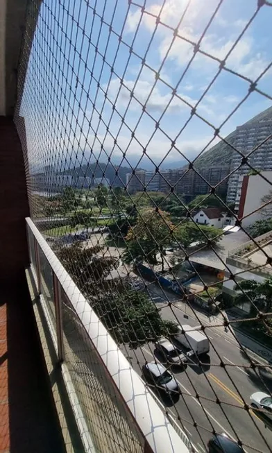 Foto 1 de Apartamento com 2 Quartos à venda, 125m² em Lagoa, Rio de Janeiro