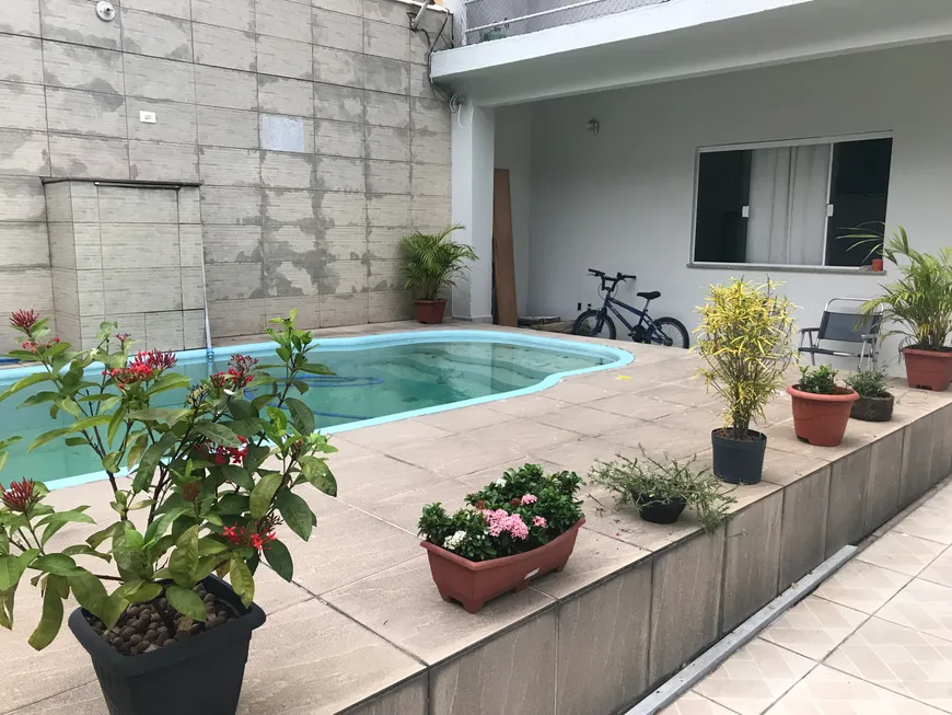 Foto 1 de Casa com 3 Quartos à venda, 100m² em Santa Eugênia, Nova Iguaçu