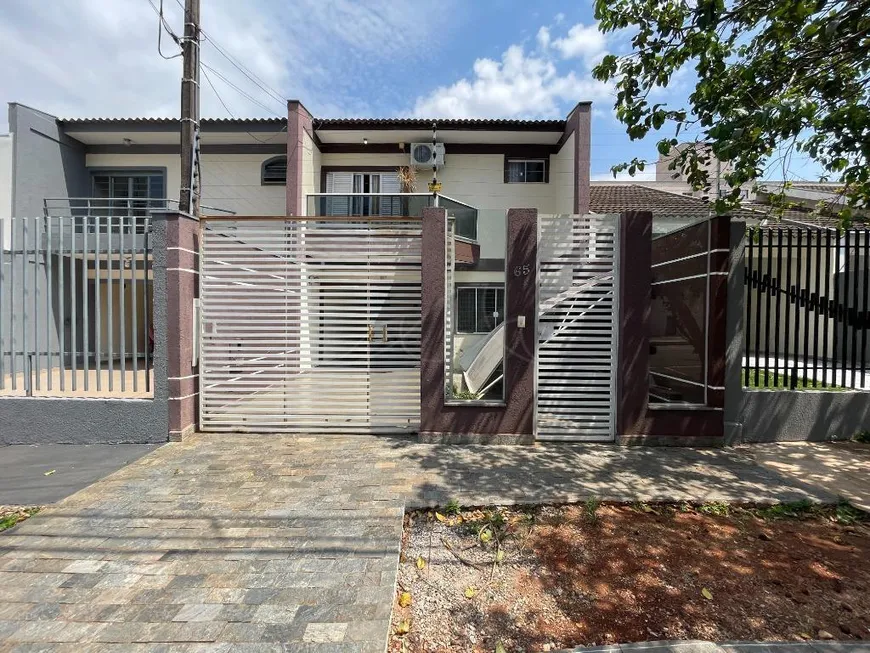 Foto 1 de Sobrado com 3 Quartos à venda, 234m² em Parque Residencial Cidade Nova, Maringá