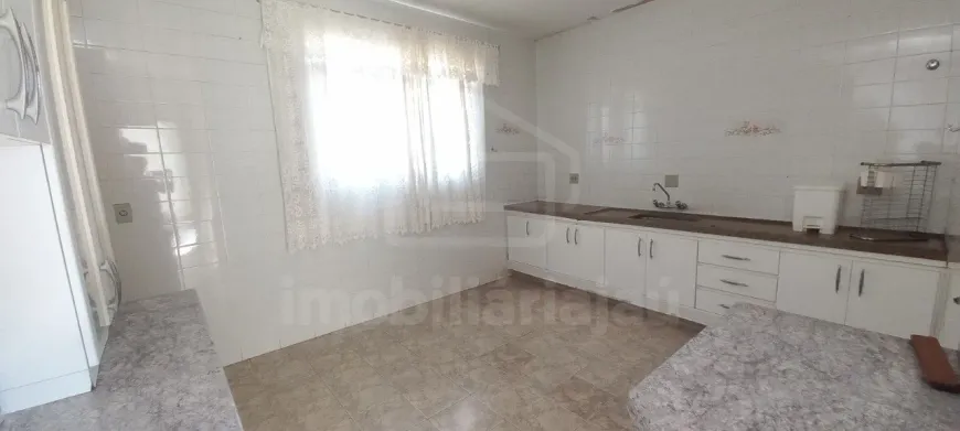 Foto 1 de Casa com 3 Quartos para venda ou aluguel, 322m² em Centro, Jaú