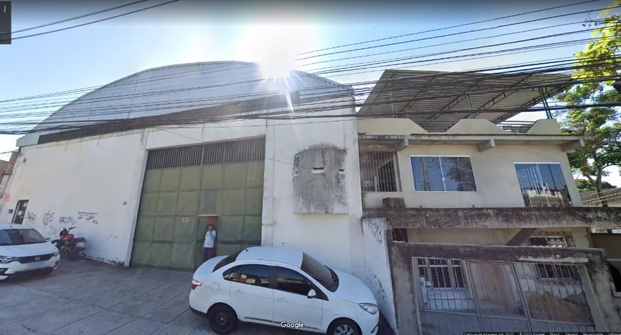 Foto 1 de Galpão/Depósito/Armazém à venda, 811m² em Penha Circular, Rio de Janeiro