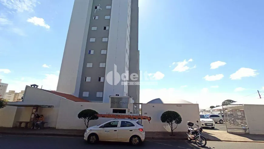 Foto 1 de Apartamento com 2 Quartos para alugar, 46m² em Panorama, Uberlândia