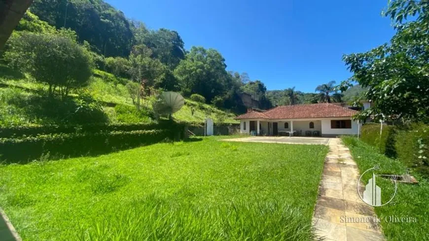 Foto 1 de Fazenda/Sítio com 3 Quartos à venda, 417m² em Itaipava, Petrópolis