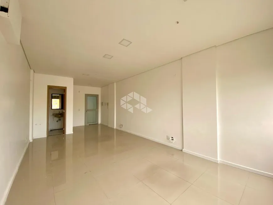 Foto 1 de Sala Comercial à venda, 33m² em Floresta, Porto Alegre