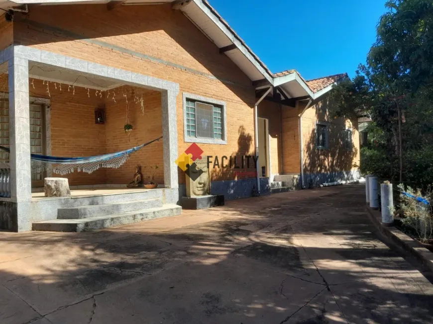 Foto 1 de Fazenda/Sítio com 4 Quartos à venda, 4060m² em Centro, Ouro Fino