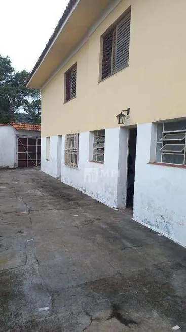 Foto 1 de Casa com 3 Quartos para alugar, 250m² em Vila Irmãos Arnoni, São Paulo