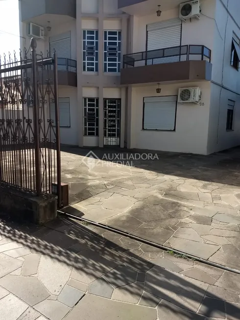 Foto 1 de Apartamento com 3 Quartos à venda, 132m² em Passo D'areia, Santa Maria