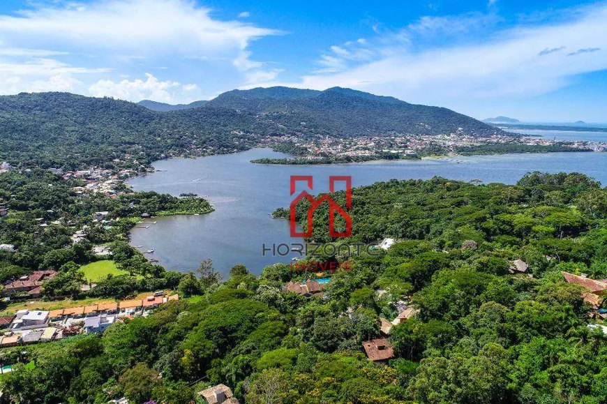 Foto 1 de Lote/Terreno à venda, 7149m² em Lagoa da Conceição, Florianópolis