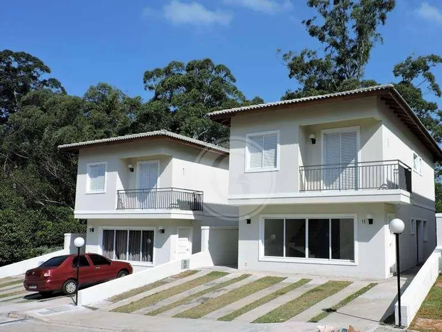 Foto 1 de Casa de Condomínio com 4 Quartos à venda, 378m² em Chácara do Refugio, Carapicuíba