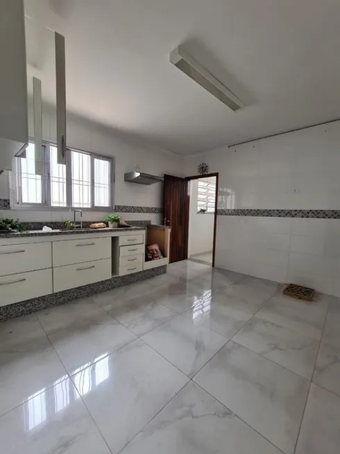 Foto 1 de Casa com 3 Quartos à venda, 141m² em Vila Alpina, São Paulo