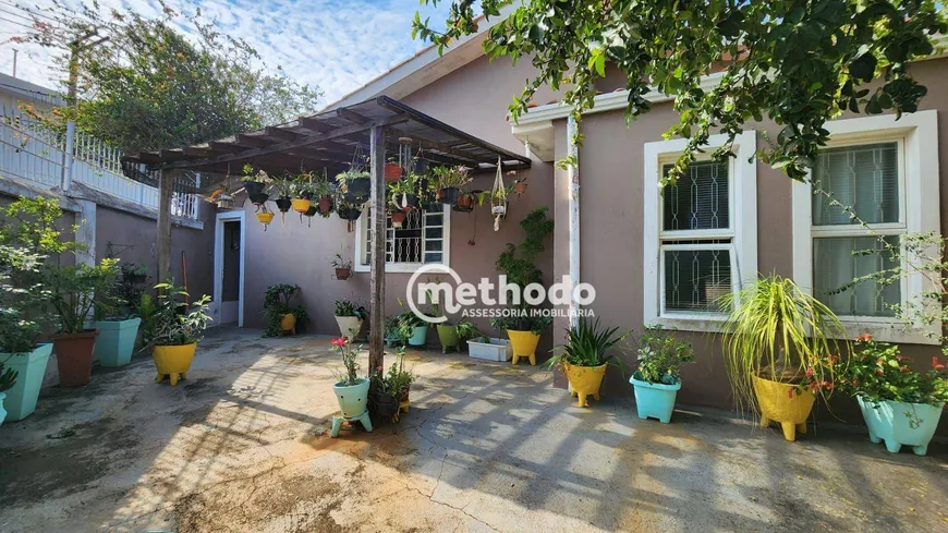 Foto 1 de Casa com 2 Quartos à venda, 126m² em Vila Lemos, Campinas