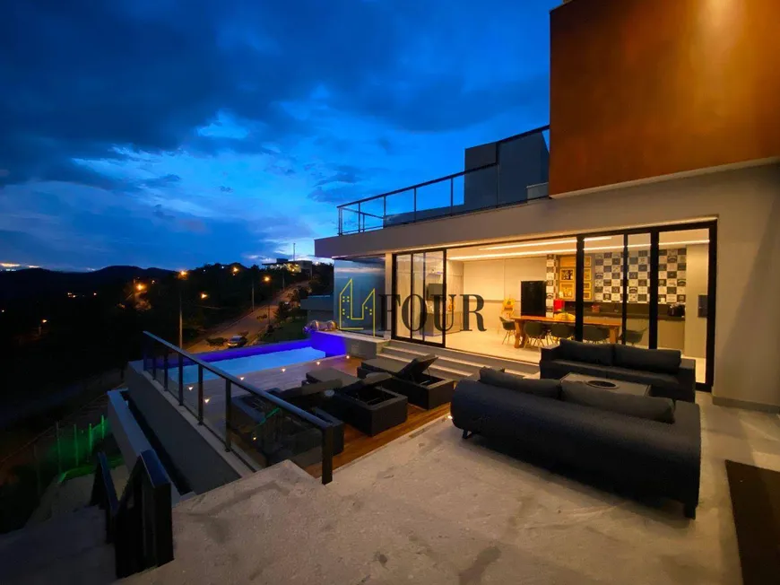 Foto 1 de Casa de Condomínio com 4 Quartos para venda ou aluguel, 584m² em Mirante da Mata, Nova Lima